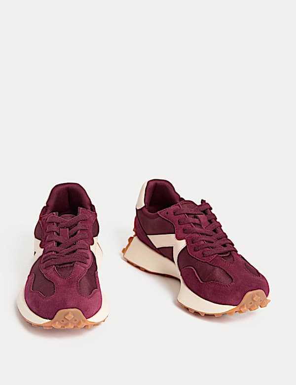 Leather Side Detail Trainers - CA