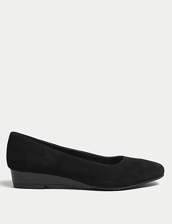 Suede Wedge Pumps - OM