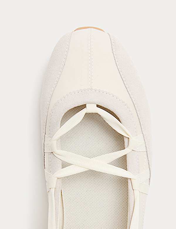 Baleriny z wiązaniem w kostce - PL