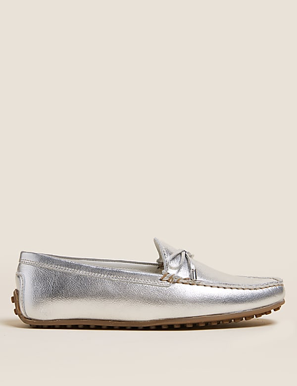 Wide Fit Leather Bow Boat Shoes