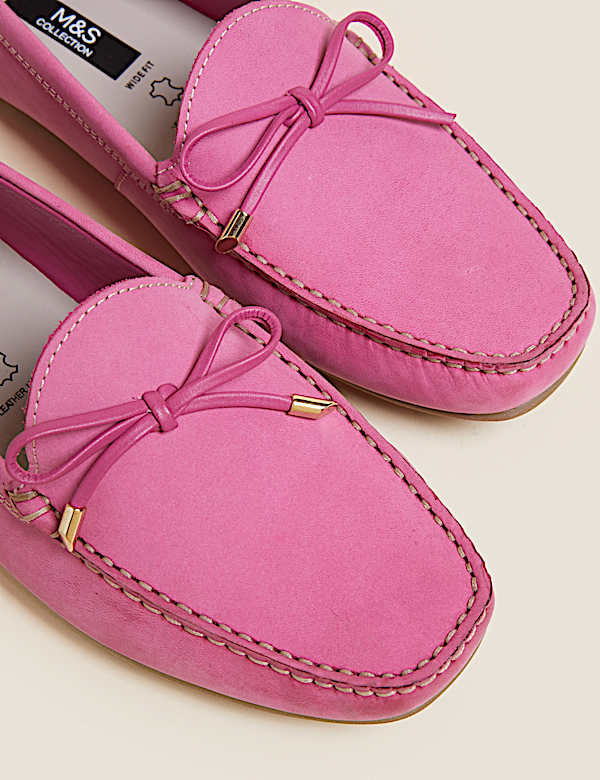 Wide Fit Leather Bow Boat Shoes