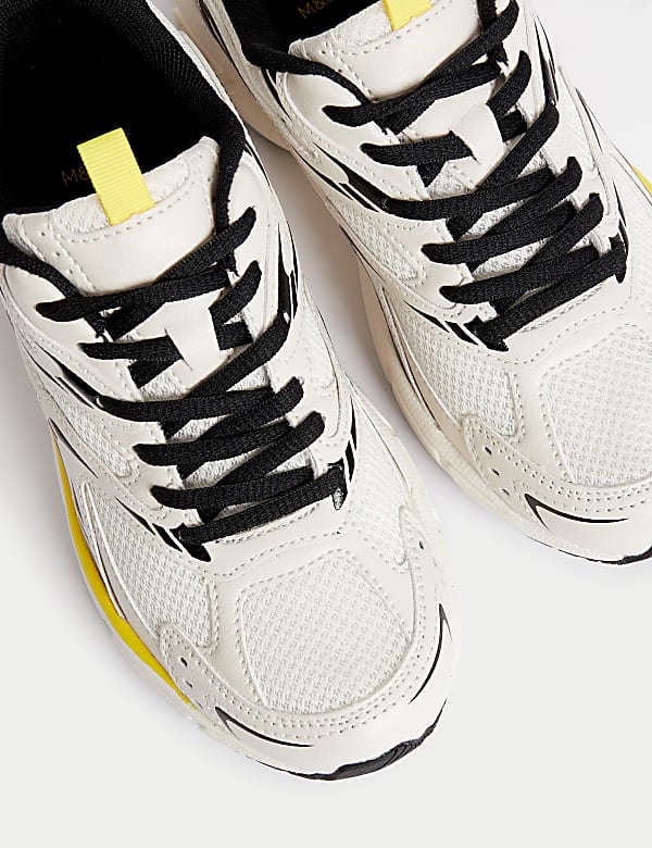 Zapatillas deportivas gruesas con detalle de malla - US