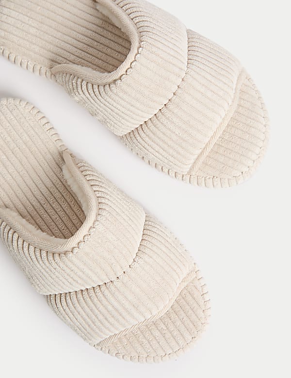 Kapcie bez palców na koturnie - PL