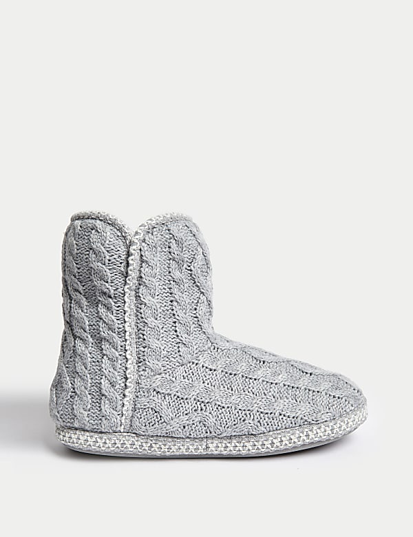 Cable Knit Slipper Boots