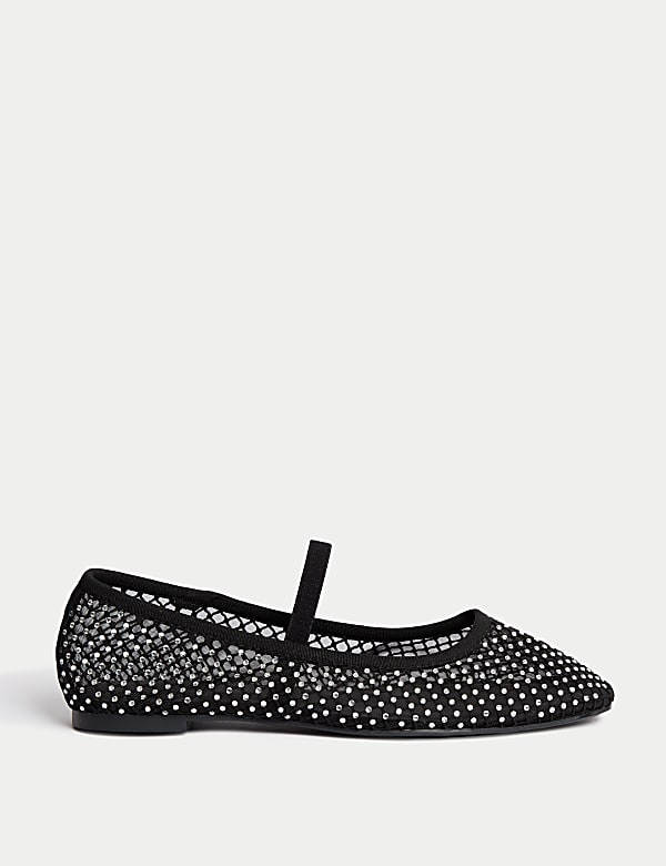 M&s black flat shoes deals