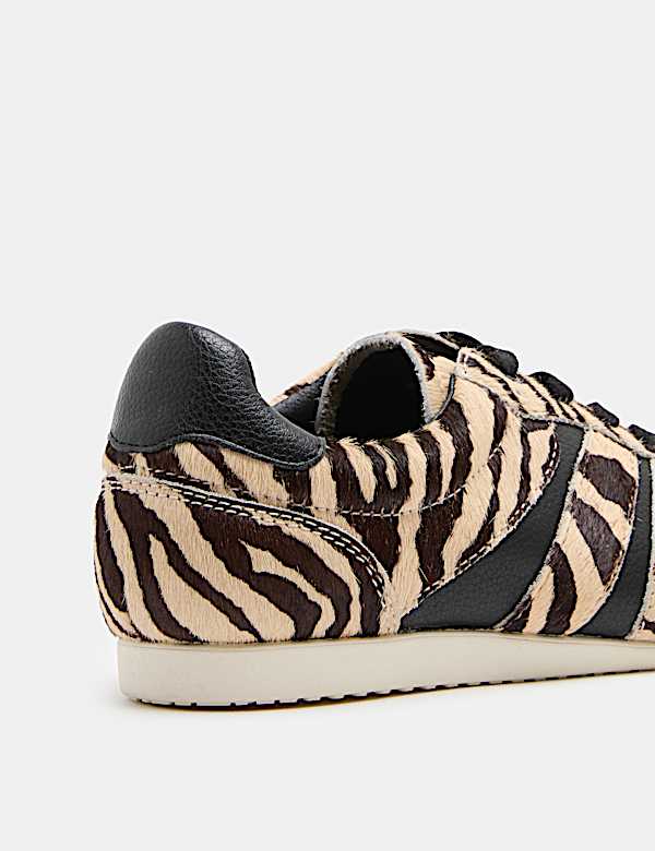 Lace Up Animal Print Hair On Retro Trainer - IL
