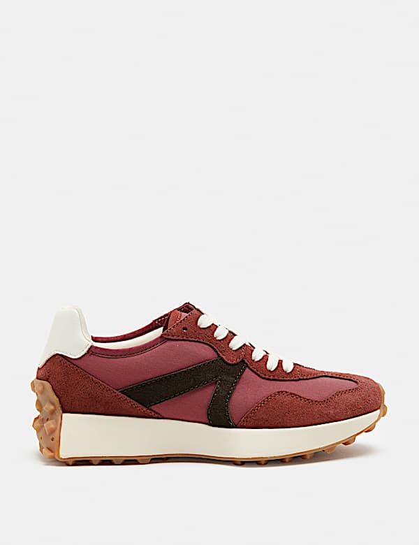 Suede Side Detail Trainers - ES