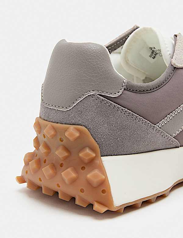Suede Side Detail Trainers - ES