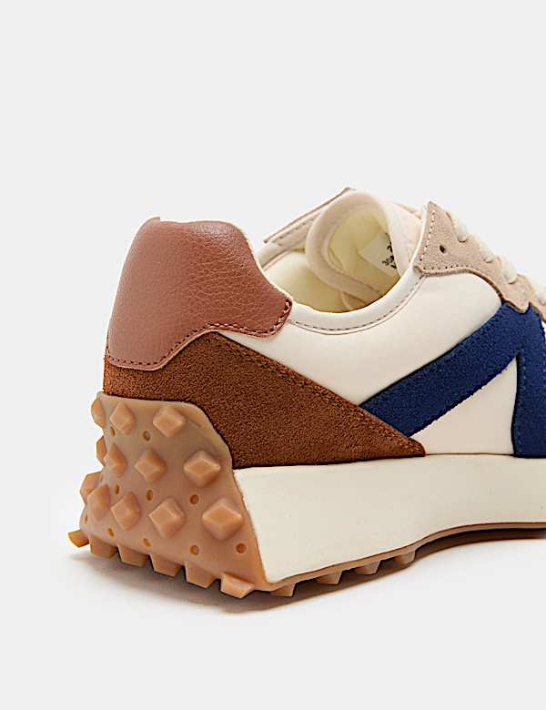Suede Side Detail Trainers - GR