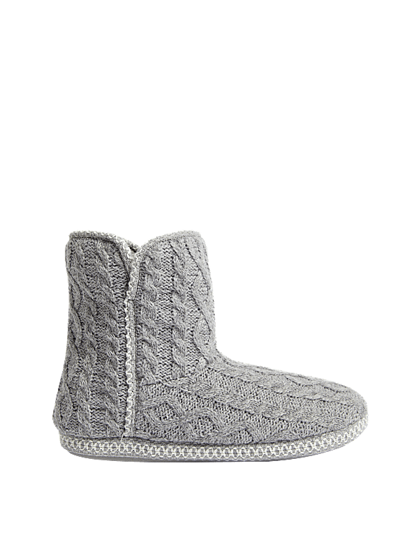 Cable knit slipper boots shop