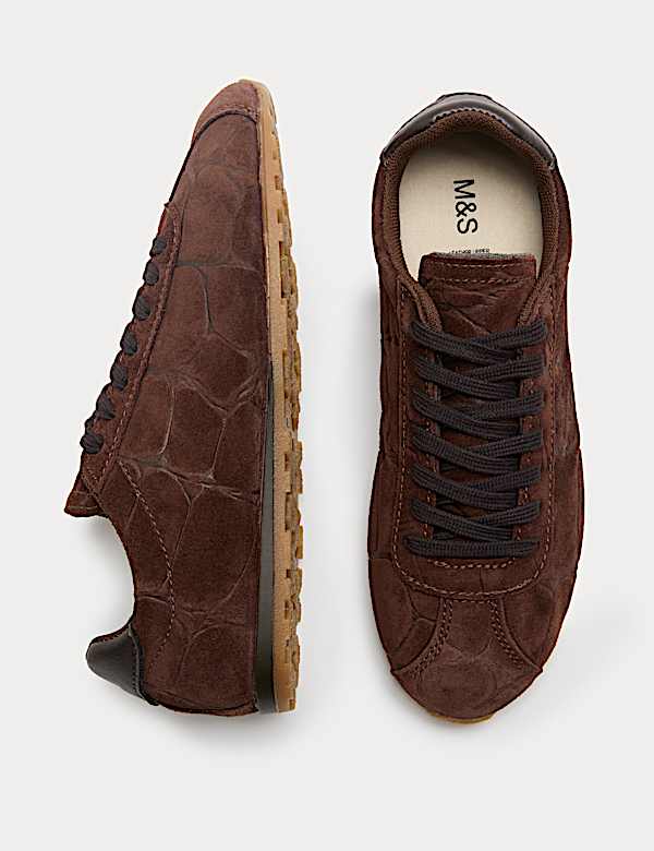Baskets en daim &agrave; motif croc emboss&eacute; - LU