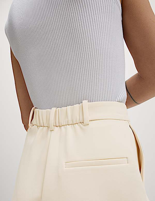 High Waisted Pleat Front Bermuda Shorts - LT