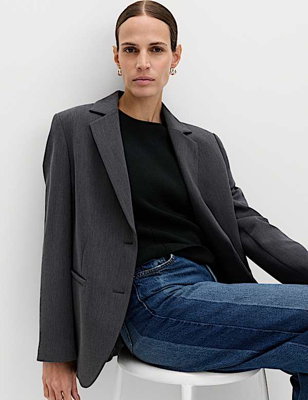 Textured Waisted Slim Fit Knitted Vest - UA