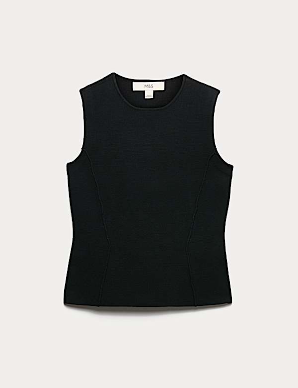 Textured Waisted Slim Fit Knitted Vest - UA