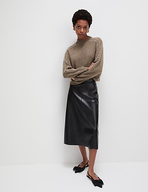 Embellished Cropped Crew Neck Jumper