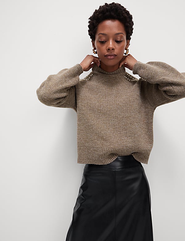 Embellished Cropped Crew Neck Jumper