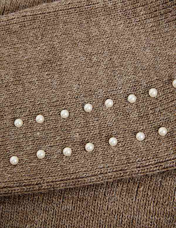 Embellished Cropped Crew Neck Jumper