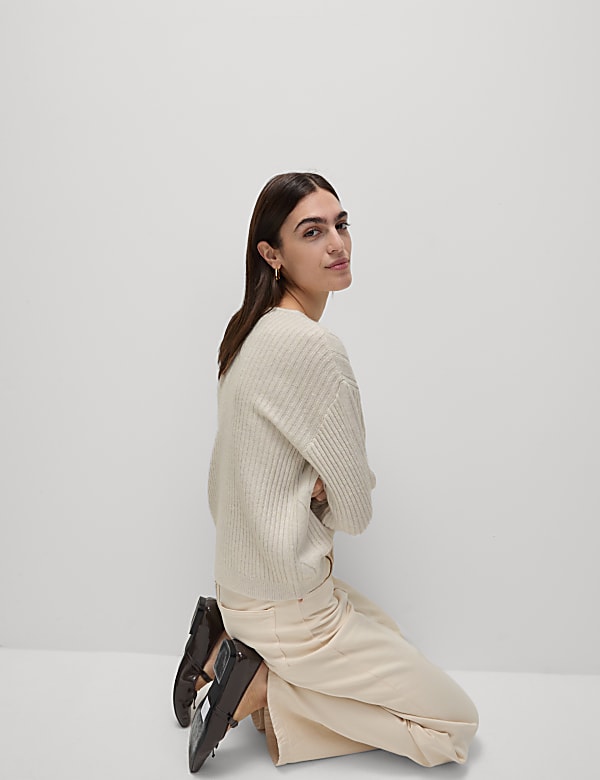Cable Knit Crew Neck Jumper with Wool - NZ