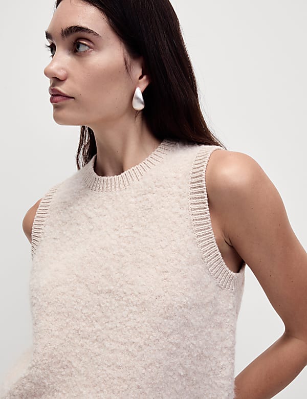 Textured Crew Neck Knitted Vest