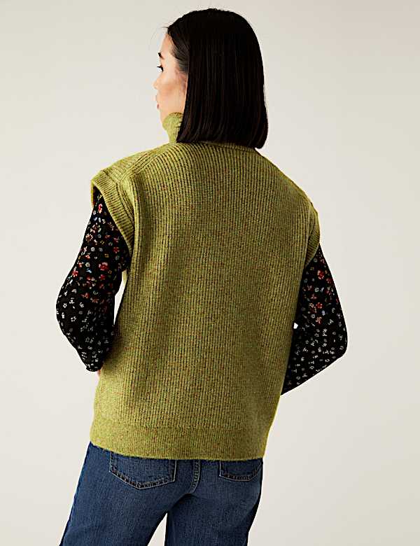 Ribbed Funnel Neck Relaxed Knitted Vest