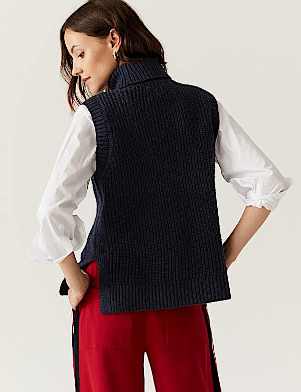 Recycled Blend Cable Knit Knitted Vest