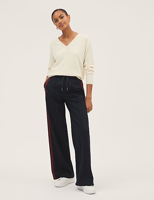 Recycled Blend Textured V-Neck Jumper