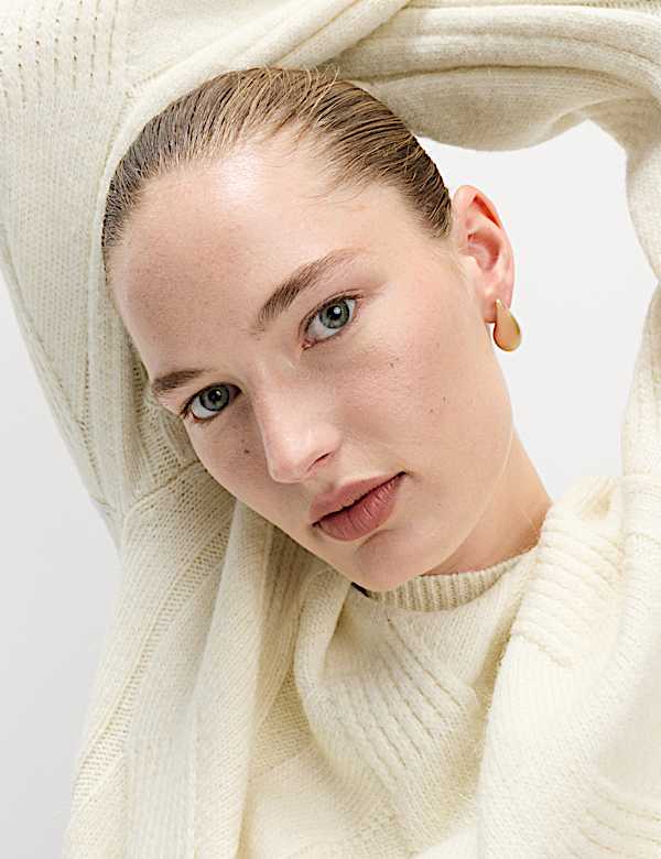 Cable Knit Relaxed Jumper with Alpaca