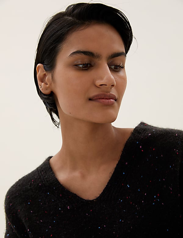 Textured V-Neck Relaxed Jumper