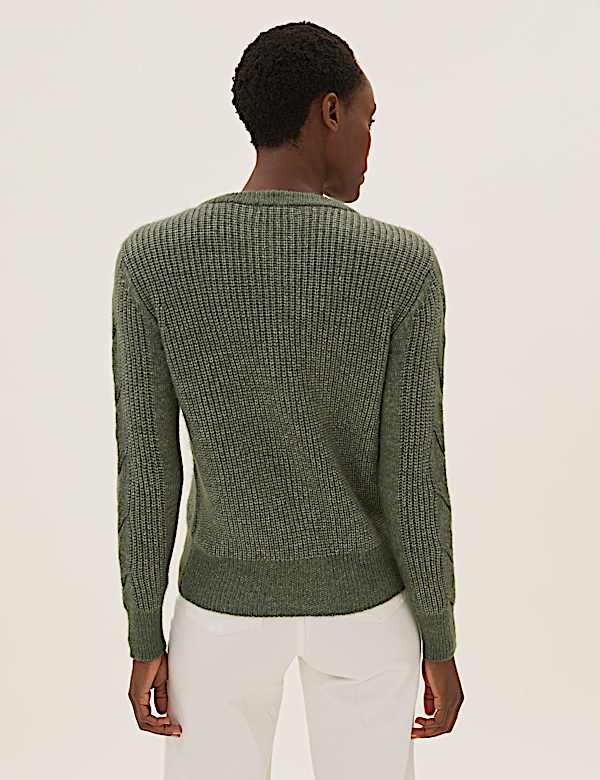 C&aacute;rdigan con botonadura en parte delantera de punto trenzado con lana - ES