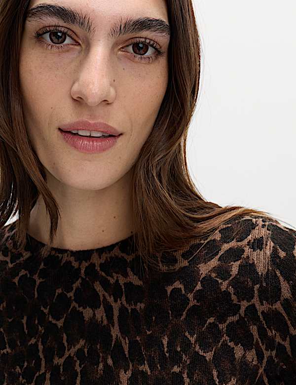 Animal Print Crew Neck Jumper - NO