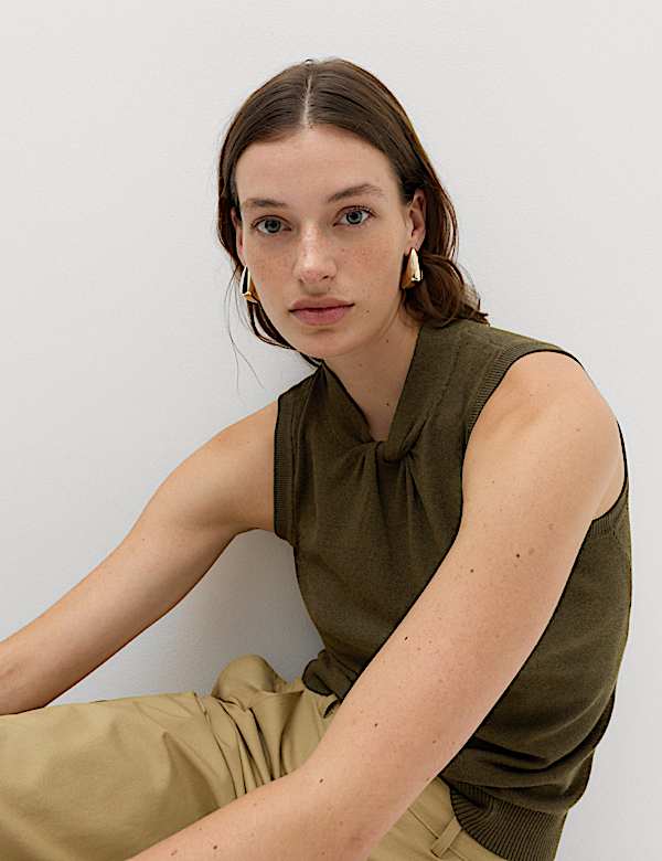 Twist Front Slim Knitted Vest - SI