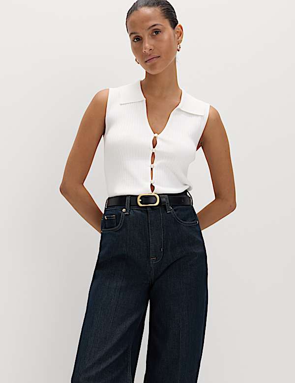 Ribbed Collared Slim Fit Knitted Top