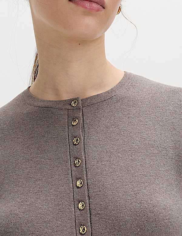 Crew Neck Peplum Slim Fit Cardigan - SE