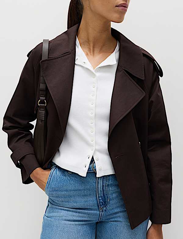 Zkr&aacute;cen&yacute; kardigan s v&yacute;střihem ke krku - CZ