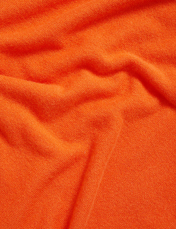 Pure Cashmere Tipped Detail Knitted Vest