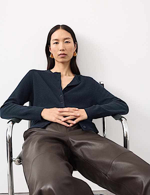 Cárdigan informal 100 % cachemira con cuello redondo - ES