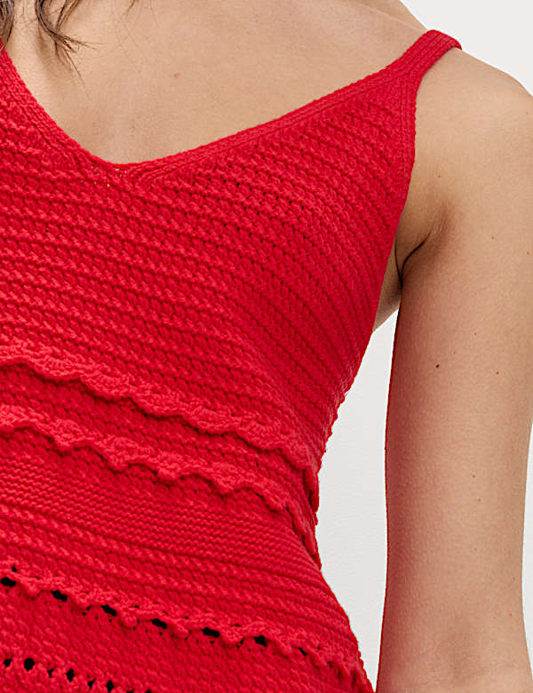 Cotton Rich Textured V-Neck Knitted Vest - AL