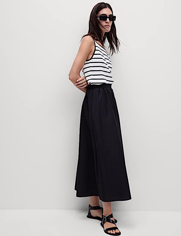 Striped Square Neck Fitted Knitted Vest - KR