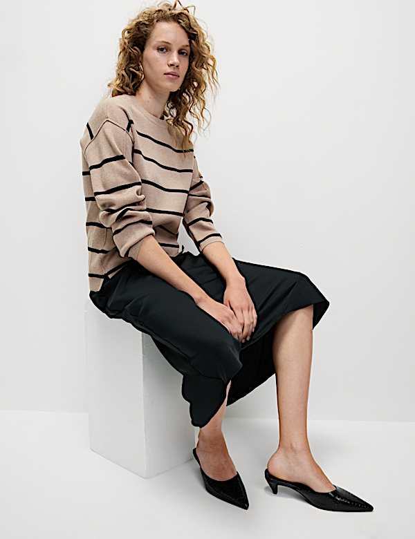 Soft Touch Striped Crew Neck Jumper - FI