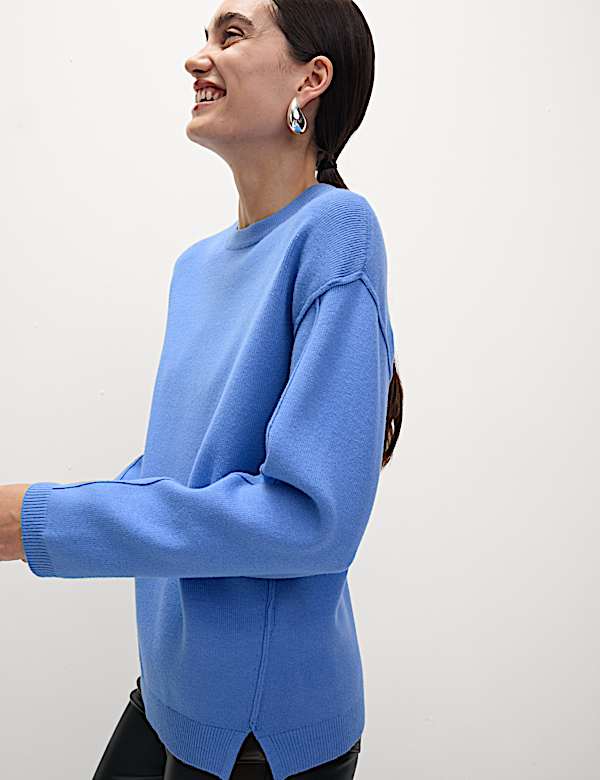 Jersey de tacto suave con escote cerrado - ES