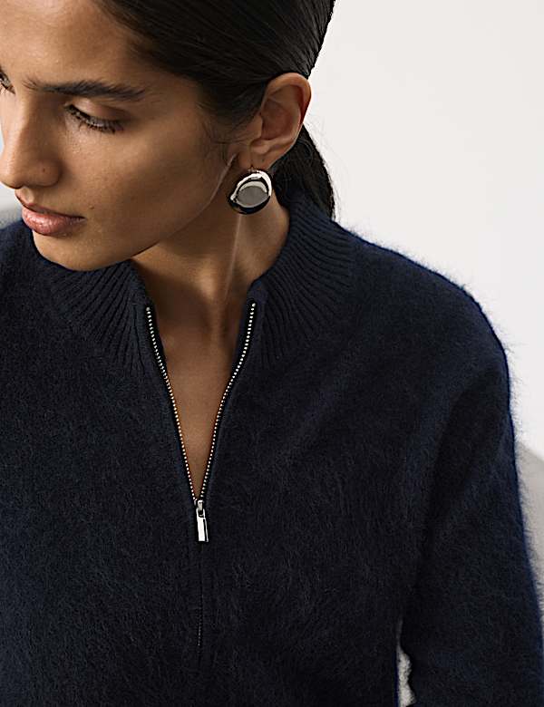 Geb&uuml;rstete Strickjacke mit hohem Wollanteil und Cashmere mit Rei&szlig;verschluss - AT