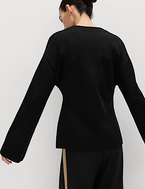 Soft Touch V-Neck Knitted Jacket - ES