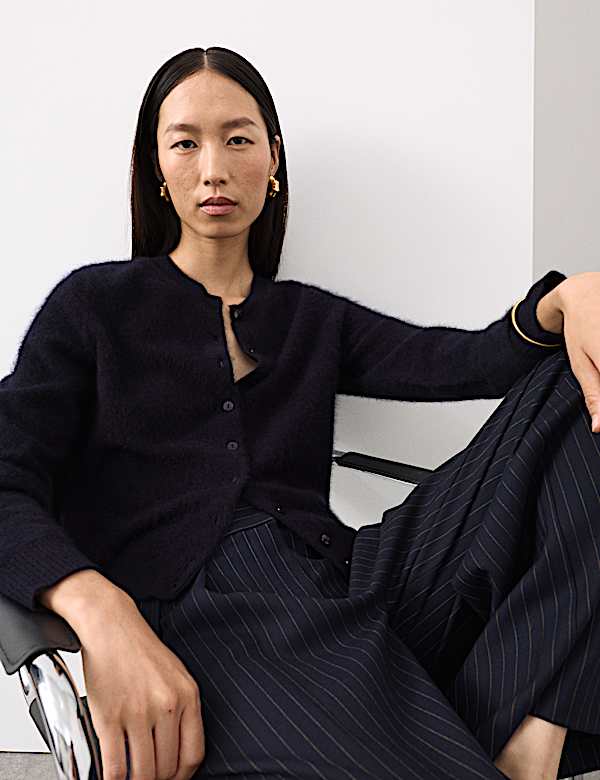 Wool Rich Relaxed Cardigan with Cashmere - DK