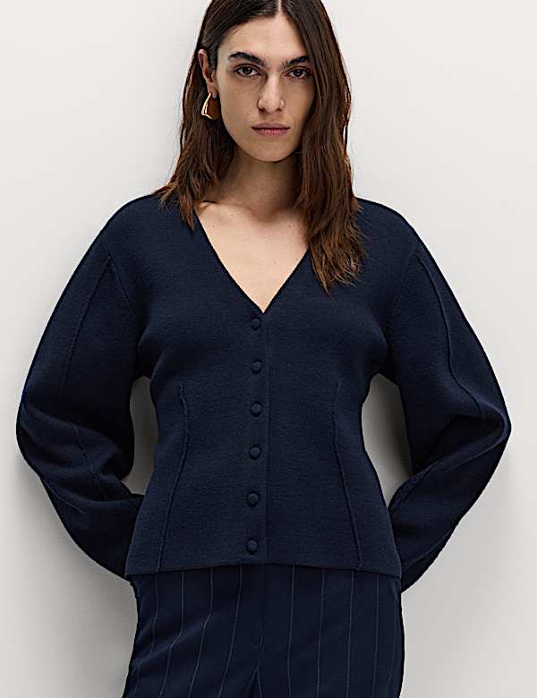 V-Neck Waisted Slim Fit Cardigan
