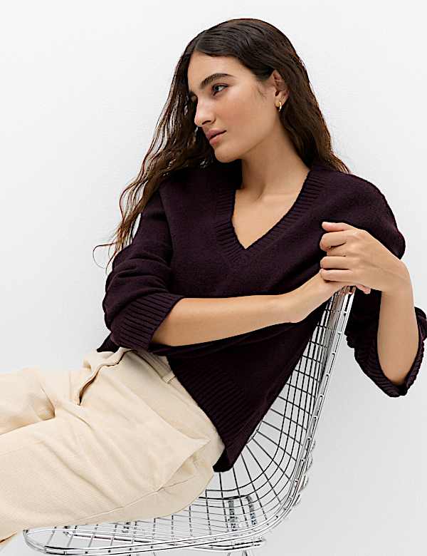 V-Neck Relaxed Jumper With Wool