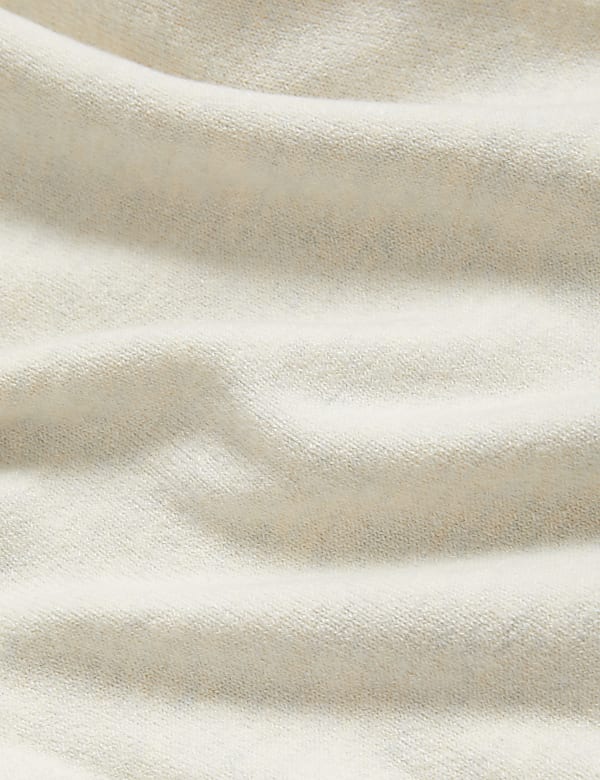 Air-Yarn Crew Neck Knitted Top