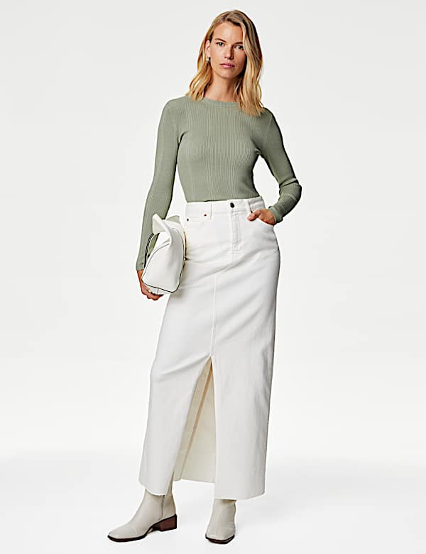 חולצה סרוגה בגזרה צמודה עם צווארון עגול - IL