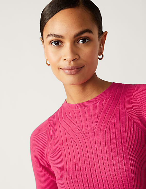 Ribbed Crew Neck Knitted Top