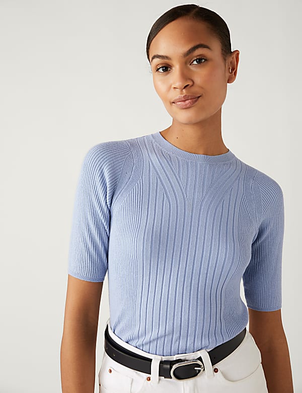 Ribbed Crew Neck Knitted Top