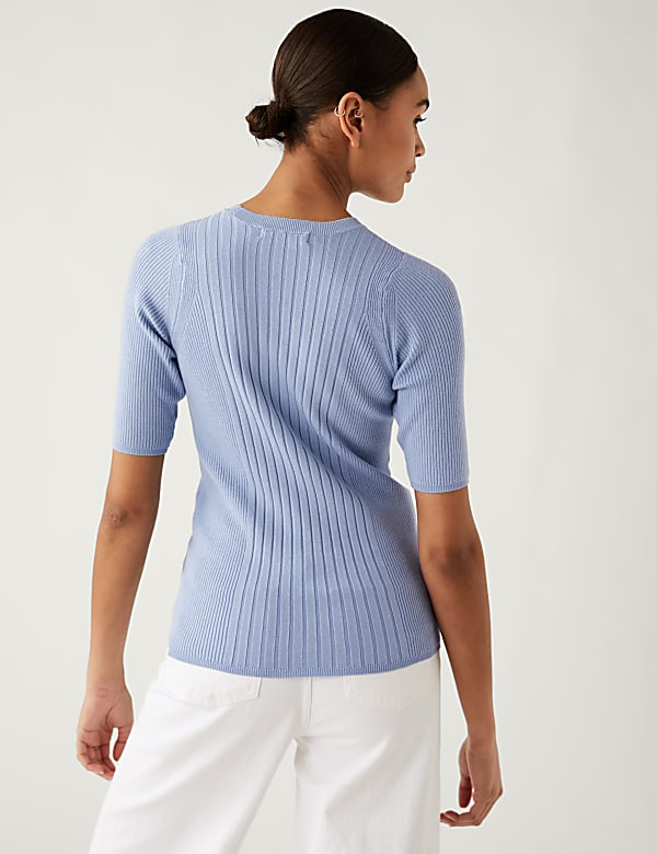 Ribbed Crew Neck Knitted Top